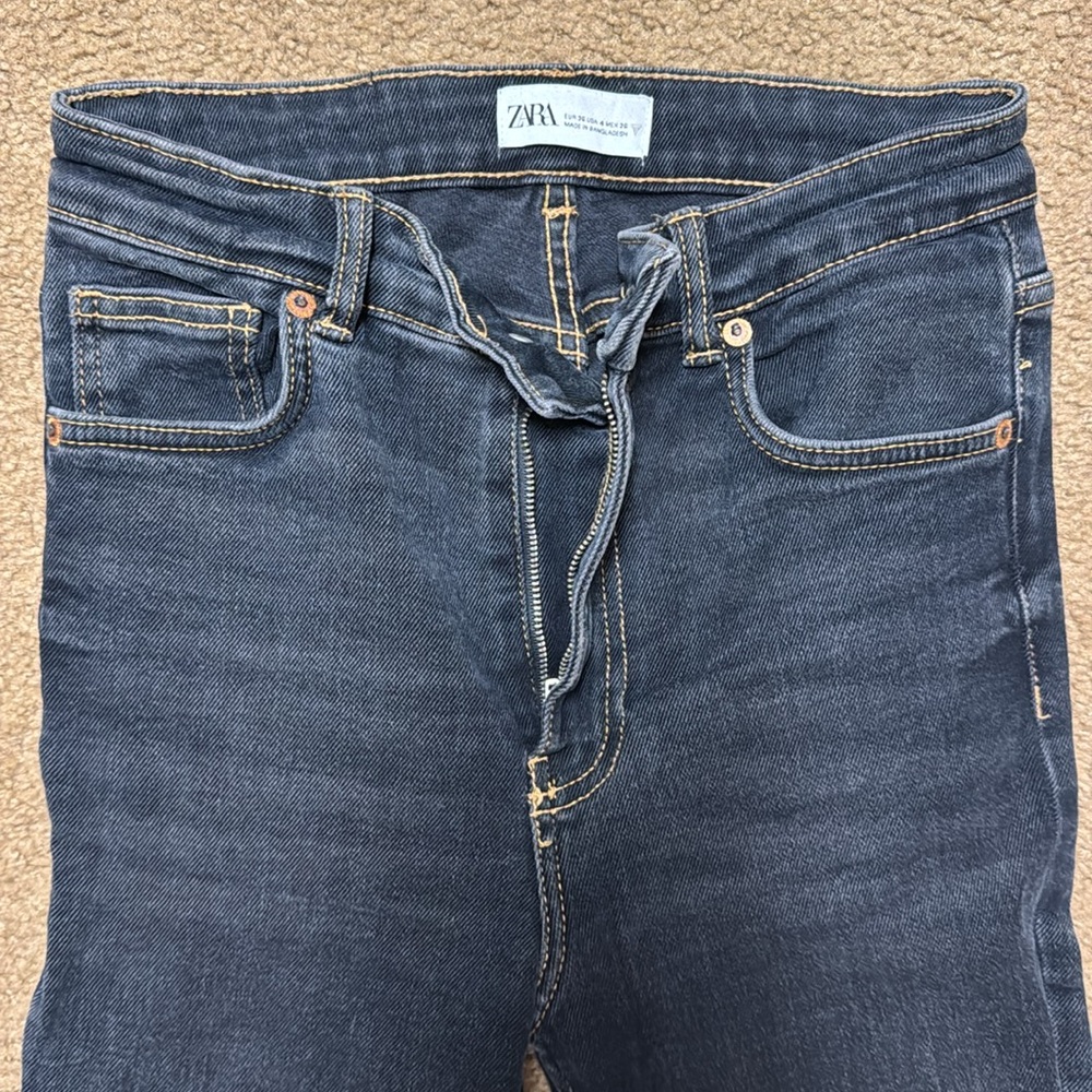 Zara women skinny jeans. Size 4 - Picture 2 of 4